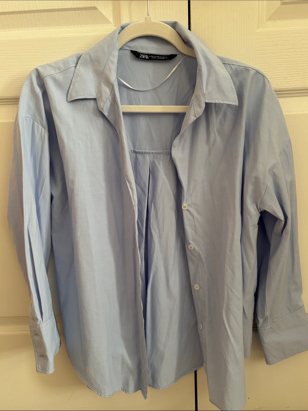 Zara Women’s Pale Blue Oversized Button-Down Dress Shirt - Size XS